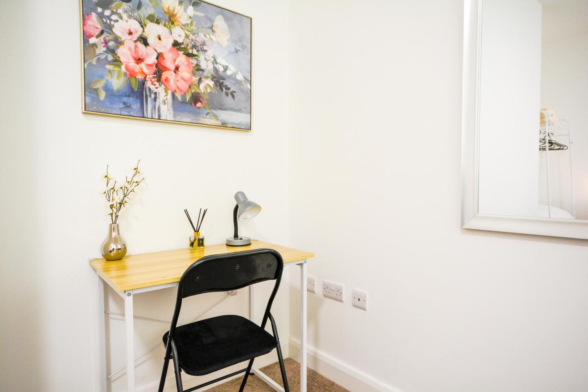 Stylish Suite With Free Parking Manchester Exteriör bild
