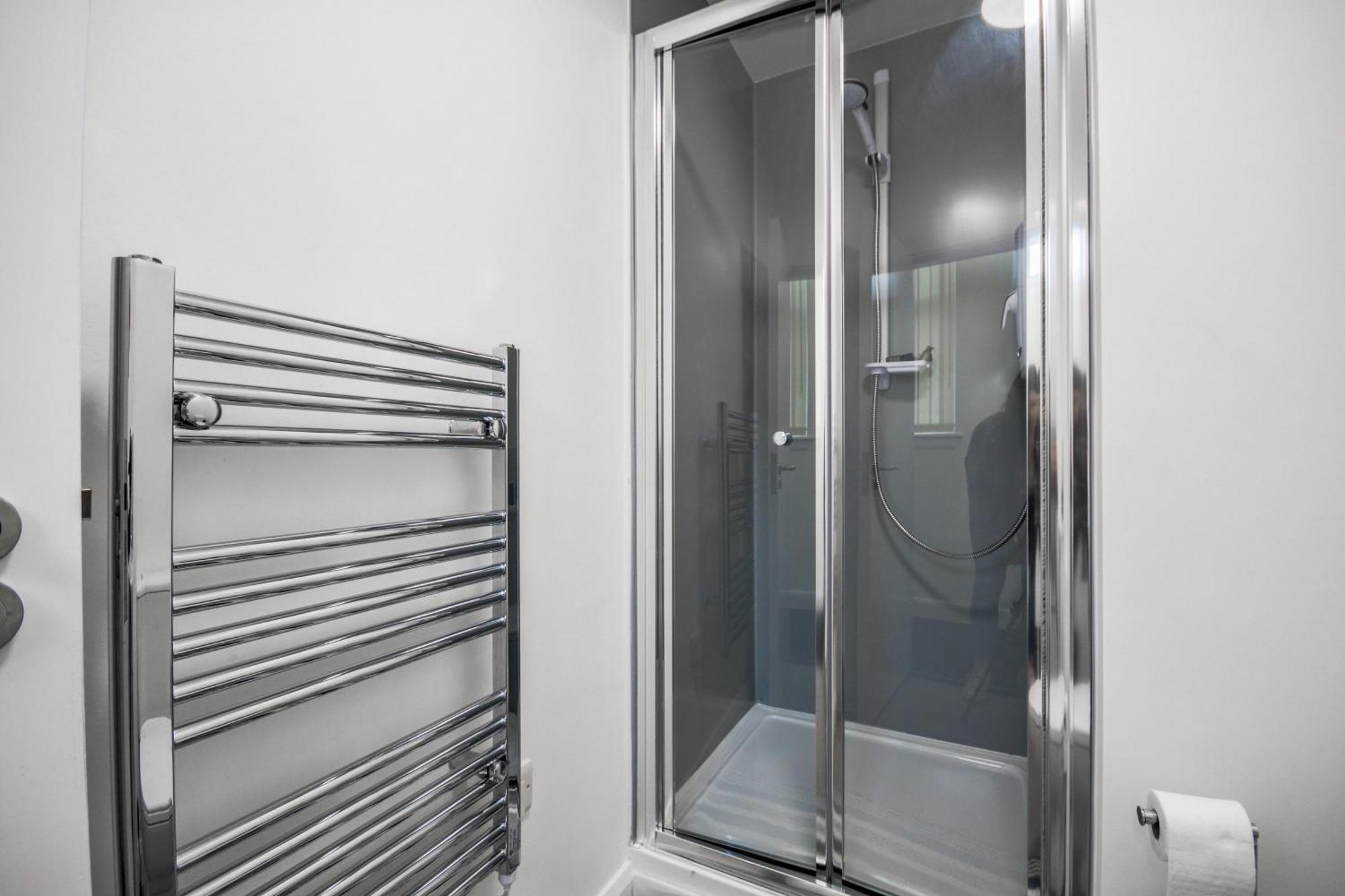 Stylish Suite With Free Parking Manchester Exteriör bild